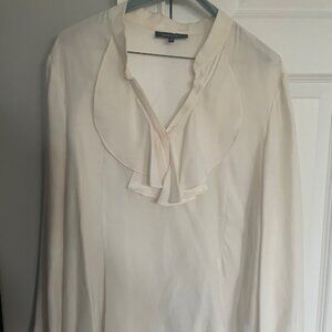 Lafayette 148 New York elegant ivory silk blouse w/ ruffle accent in size 12
